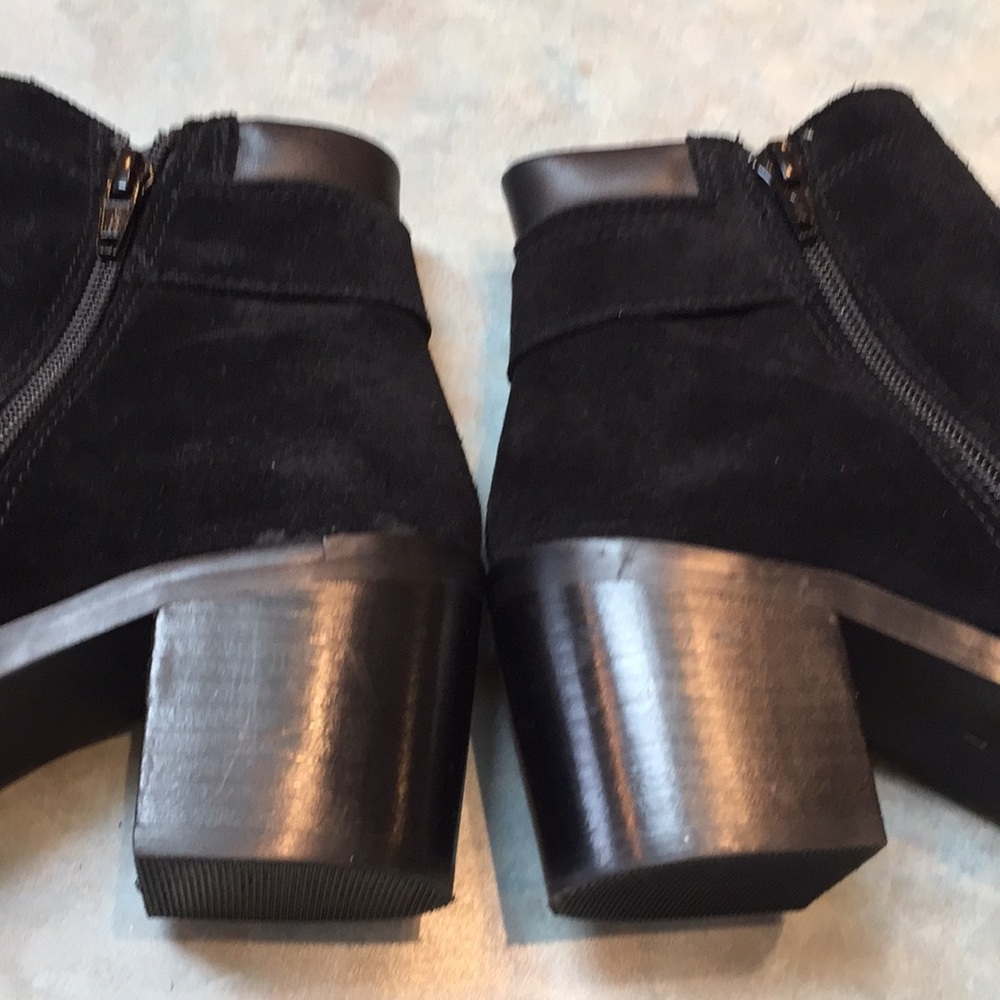 Steve Madden suede boots - Picture 4 of 10